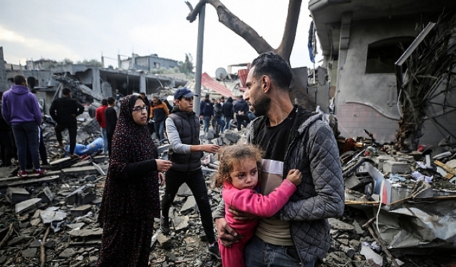 الحرب على غزة: تواصل المعارك والاشتباكات والجيش الإسرائيلي يقر بمزيد من الخسائر