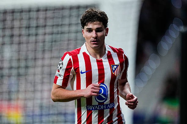 ألفاريز لاعب أتلتيكو مدريد
