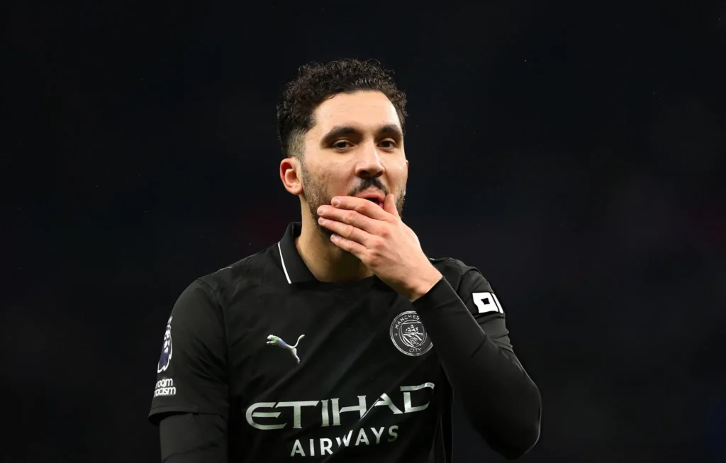 ريان شرقي لاعب مانشستر سيتي