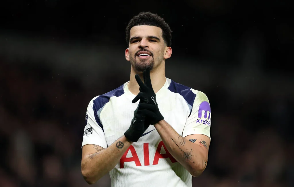 سولانكي لاعب توتنهام